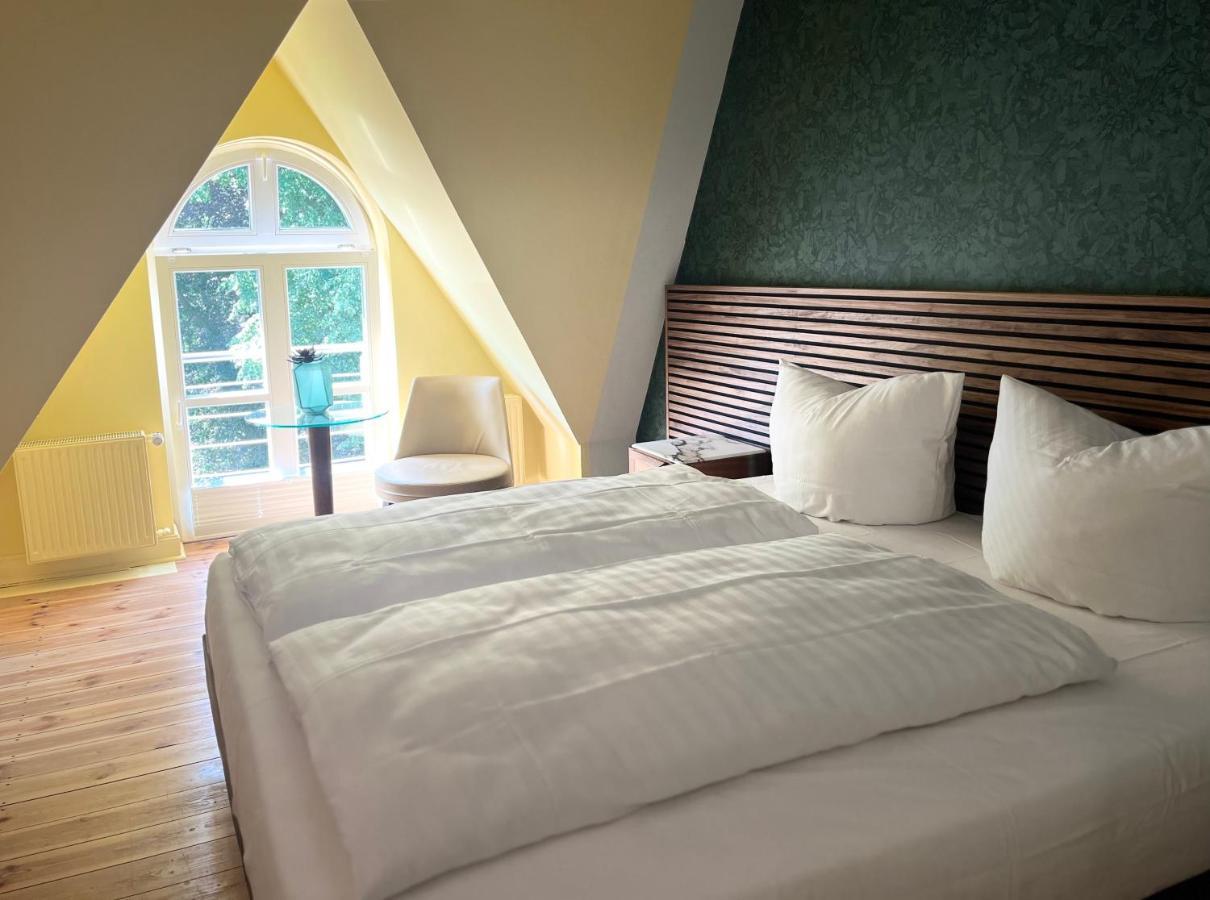 Stuckhotel Fettehenne Ratingen Kültér fotó